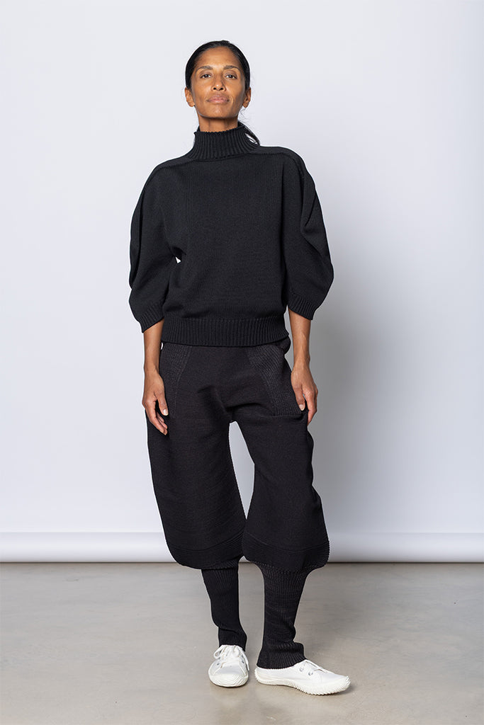 Akimbo Knit - Black