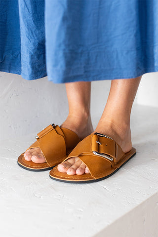 Cross Strap Leather Sandals - Tobacco