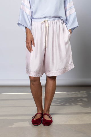 Silk Twill Jomid Shorts - White Lilac/Camas Blue
