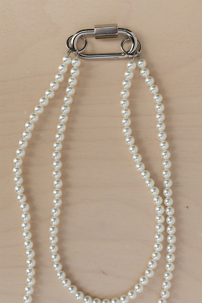 Fragment  Pearl Carabiner Necklace