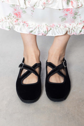 Velvet Nexus Cross Over Slippers - Black