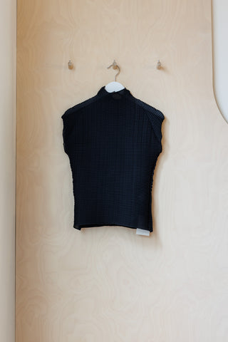 Issey Miyake Mock Neck 3D Pleat Top - Black