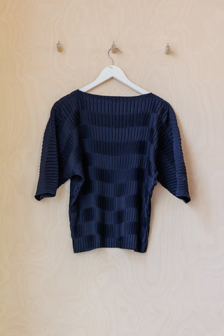 Issey Miyake 3D Pleat Top - Navy