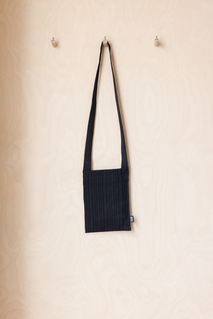 Pleats Please Crepe Knit Bag - Black