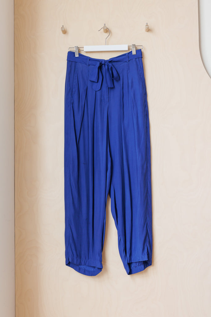 Tartan Silk Pleated Pant - Cobalt