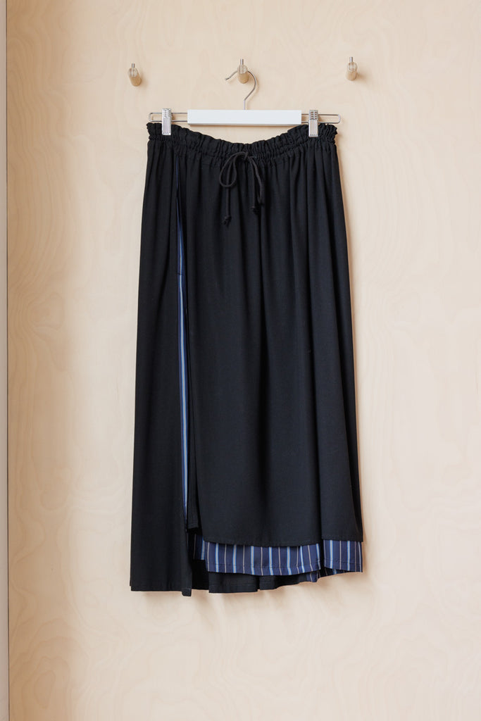 Y's by Yohji Yamamoto Stripe Lined Skirt - Black/Blue