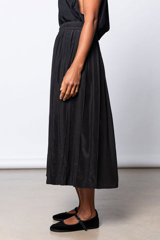 Garment Dyed Silk Pleated Skirt - Black