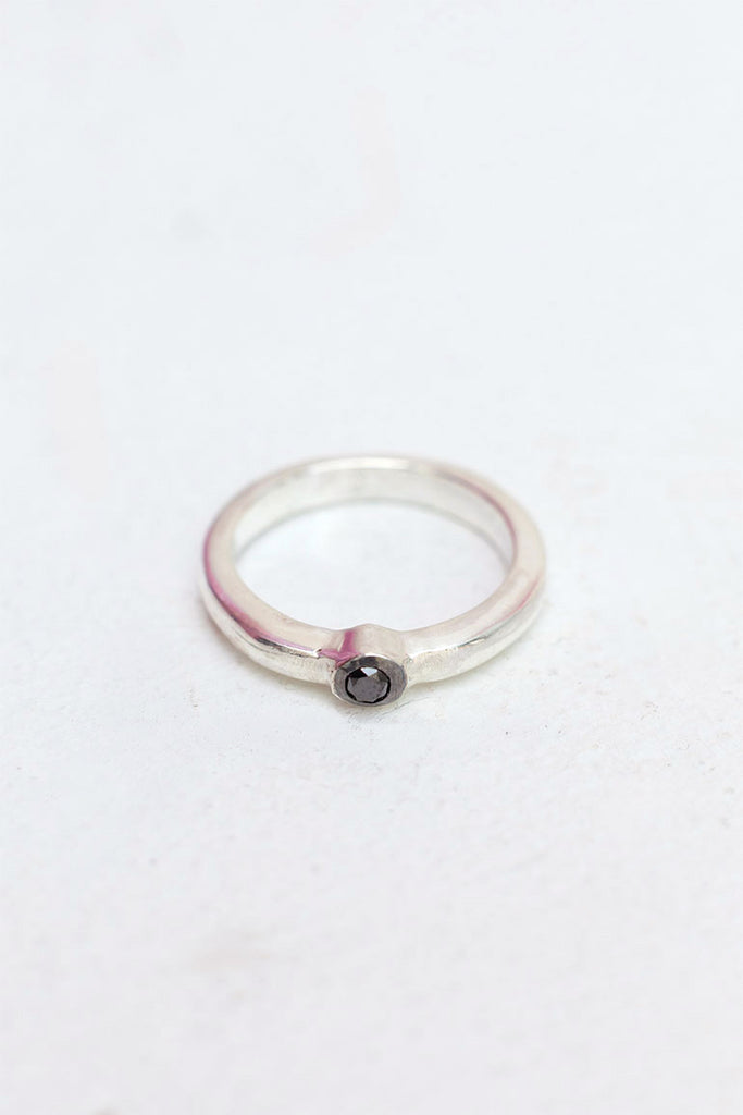 Rond Ring - Black Diamond