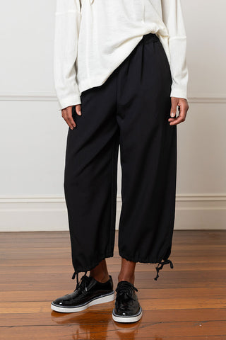 Tropical Wool Drawstring Hem Pants - Black