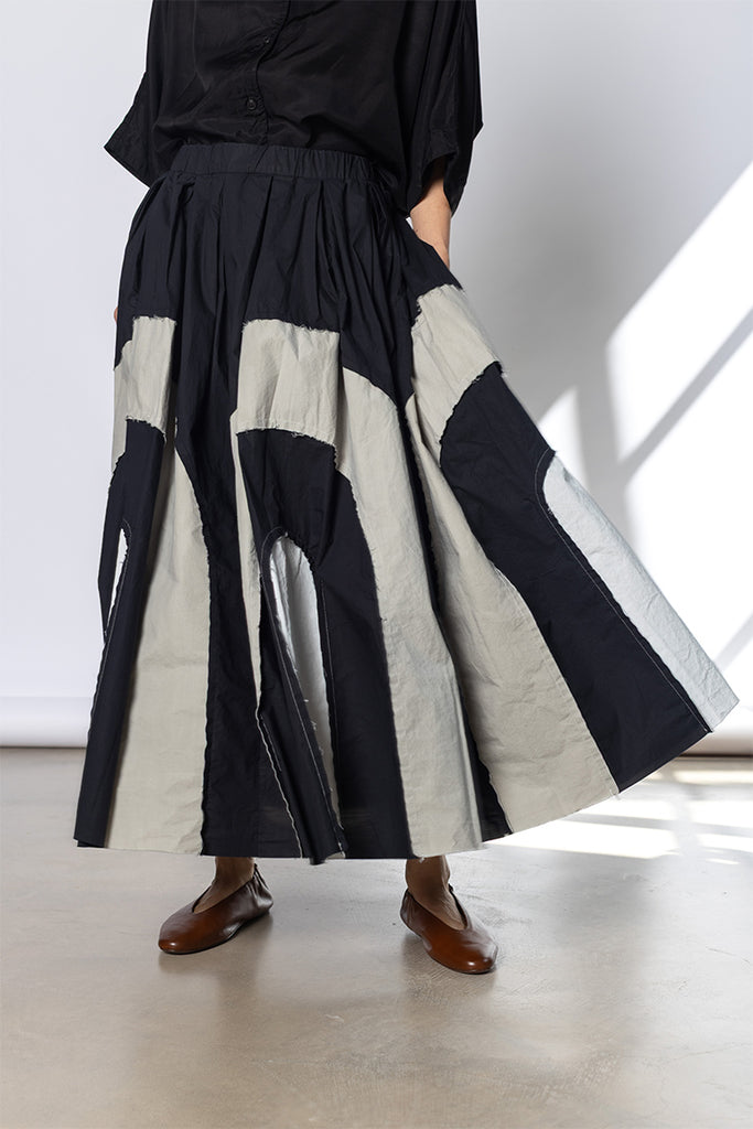 Arch Skirt - Black
