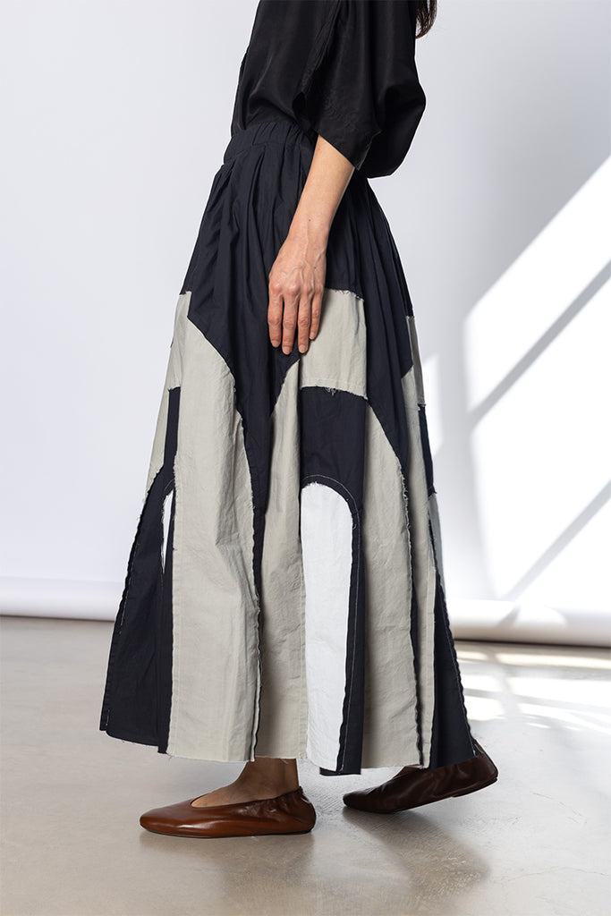 Arch Skirt - Black