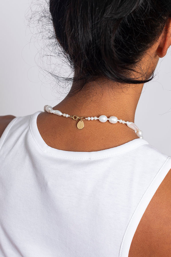 Baroque Pearl Legato Pattern Necklace