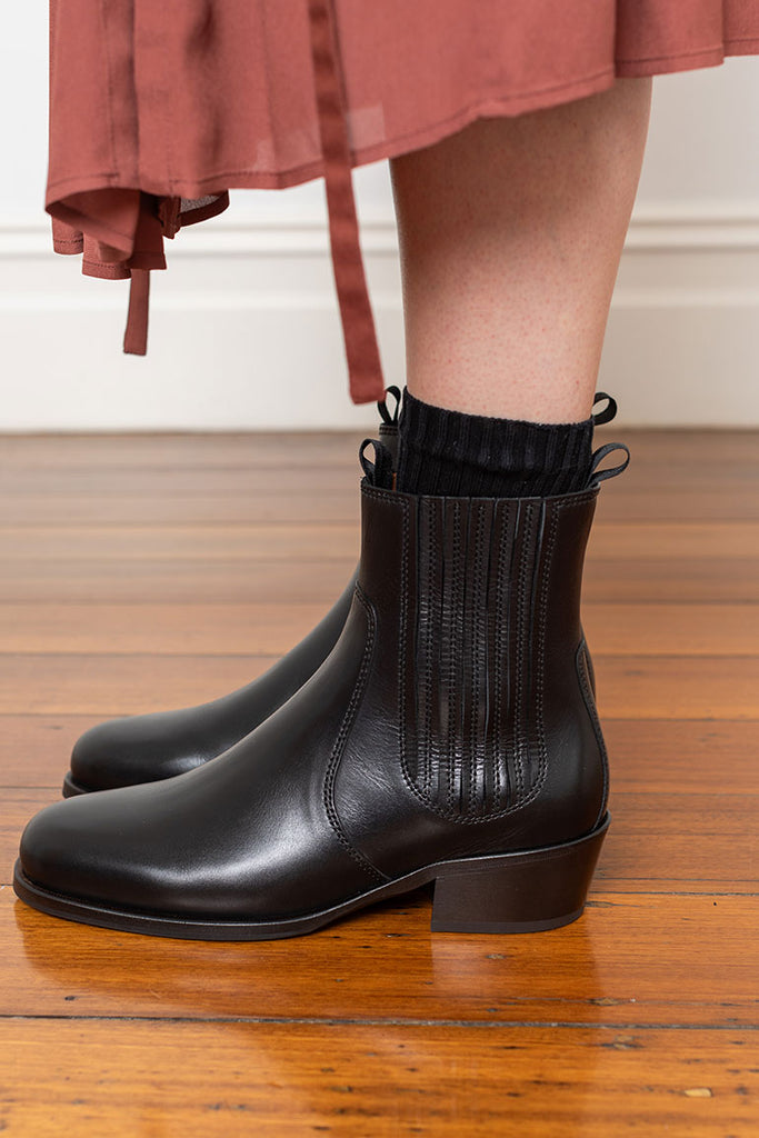 Chelsea Boots - Black