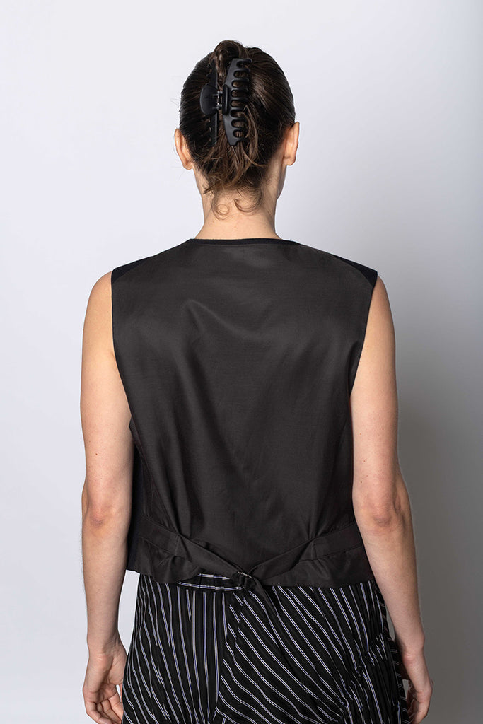 Collarless Vest - Black
