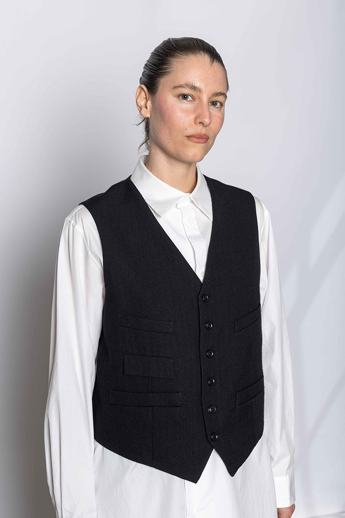 Collarless Vest - Black