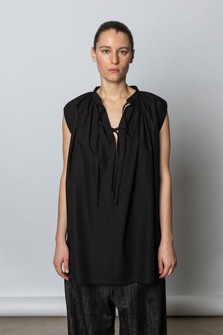 Compact Typewriter Sleeveless Blouse - Black