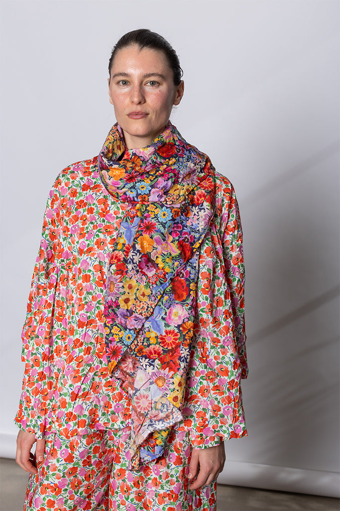 Daniela Gregis Scialle Shawl Lavato - Floral G at Poepke.com Liberty Floral Cotton Scarf. Multi colour. 