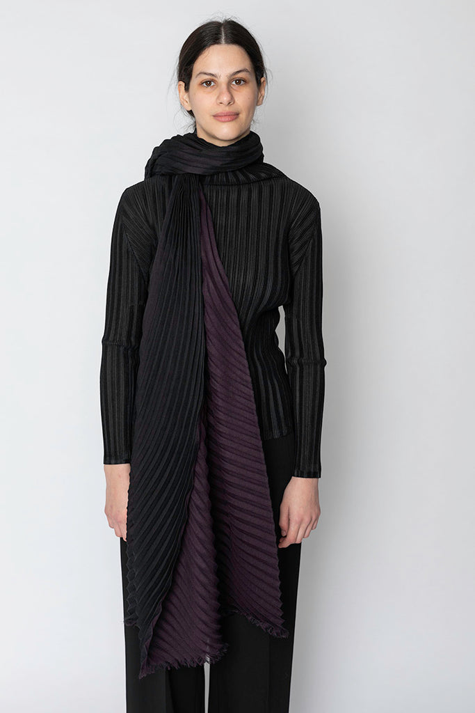 Double Pleats Stole - Black