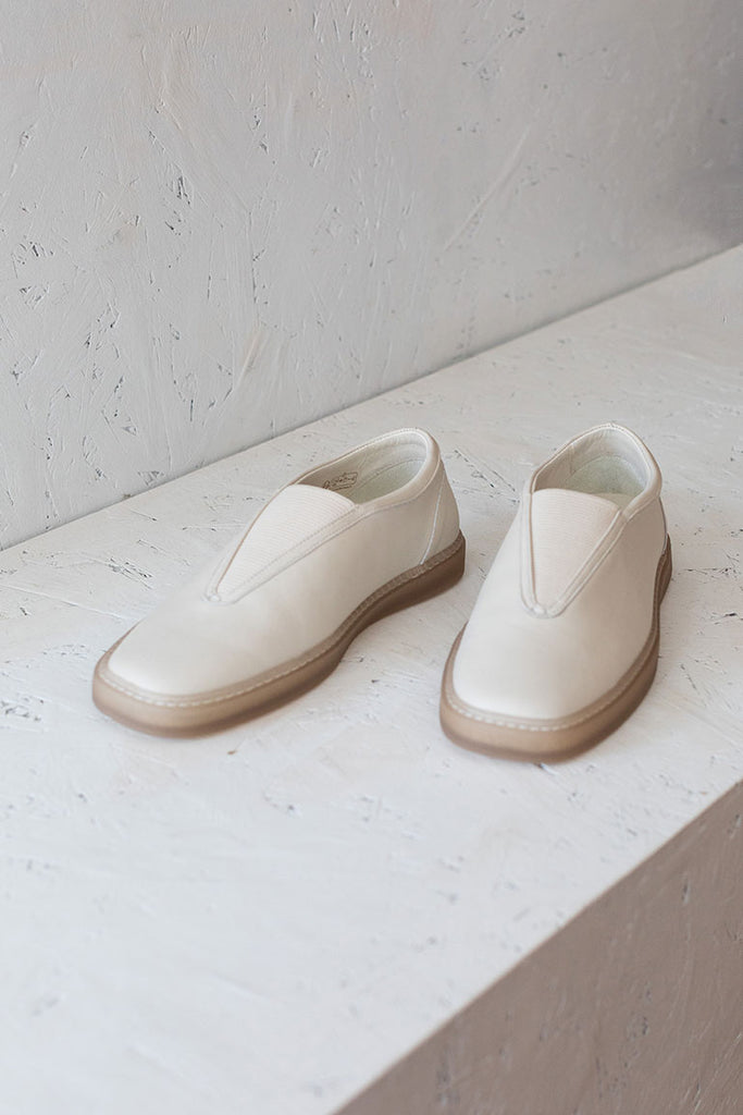 Elastic Linoleum Trainers - Clay White