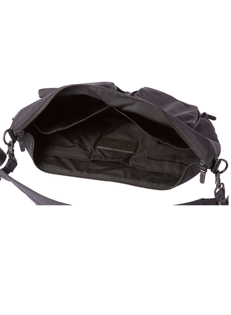 Gabardine Medium Body Bag - Black