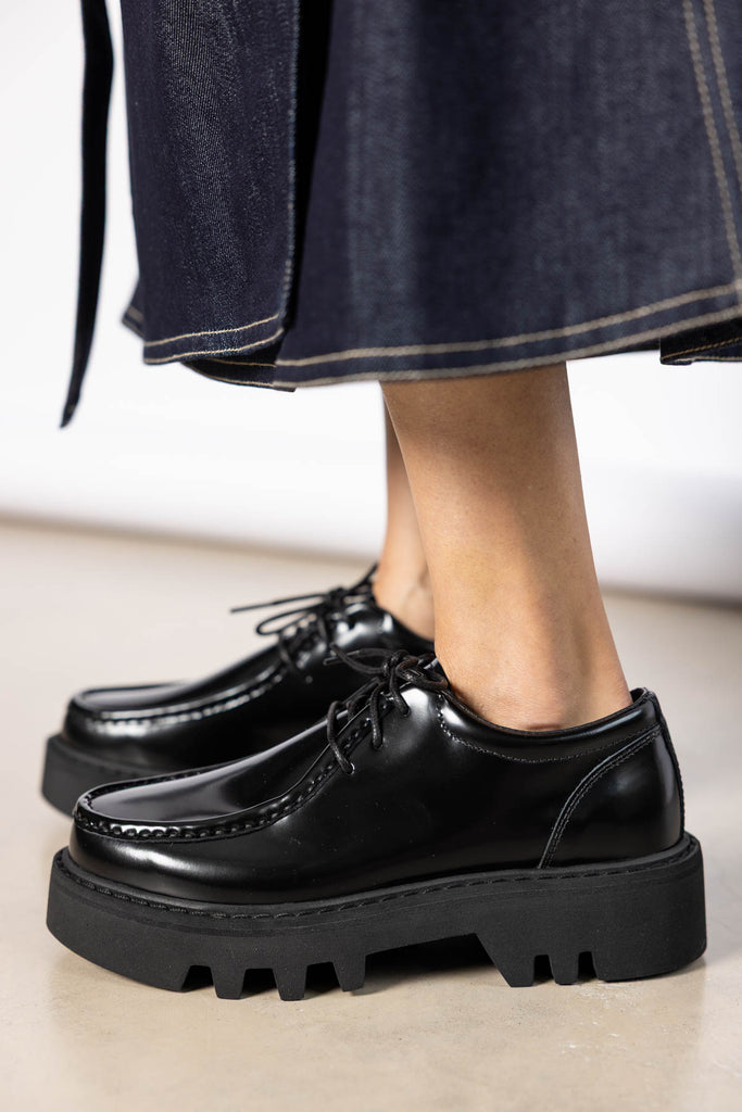 Falcone Wallabee Shoes - Black