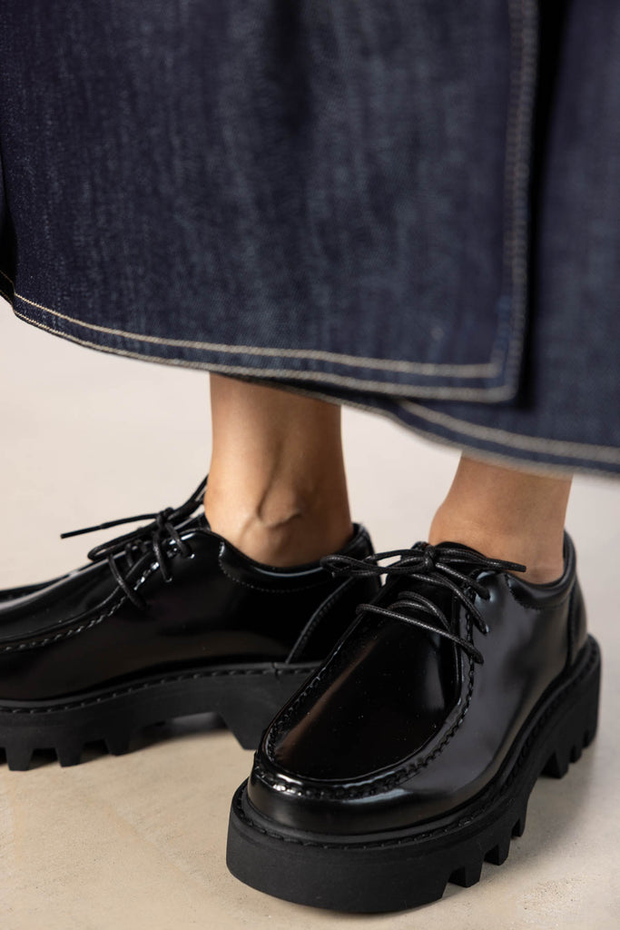 Falcone Wallabee Shoes - Black