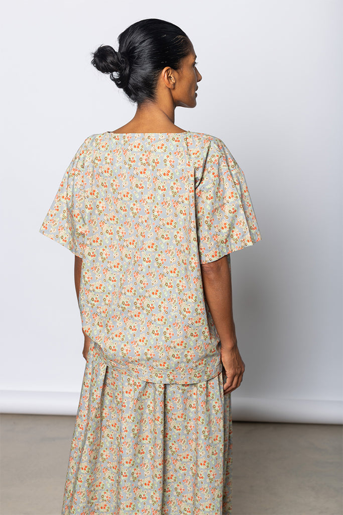 Friedrich Tee - Dusty Blue Floral