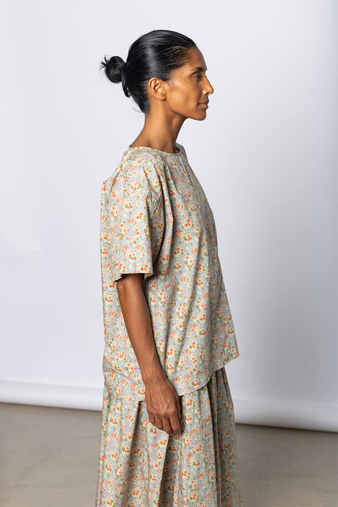 Friedrich Tee - Dusty Blue Floral