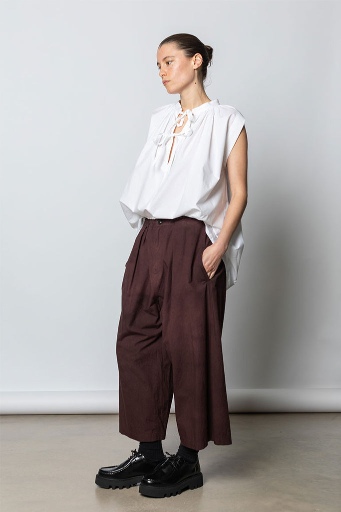 Garment Dyed Front Tuck Pants - Bordeaux