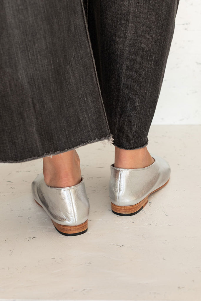 Glove Shoe - Silver