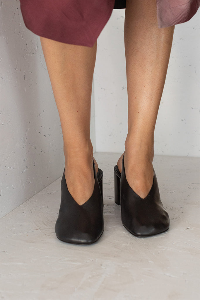 Glove Slingback - Dark Chocolate