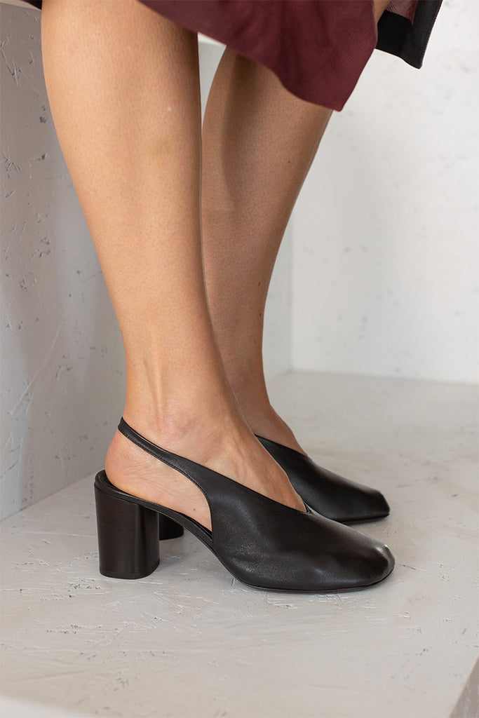 Glove Slingback - Dark Chocolate