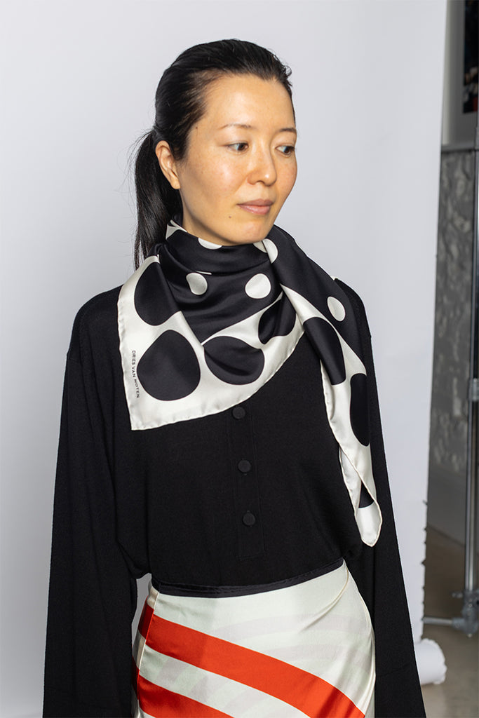 Graphic Silk Scarf - Black/White
