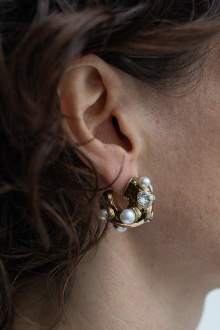Hoop Earrings - Gold//Pearl/Crystal