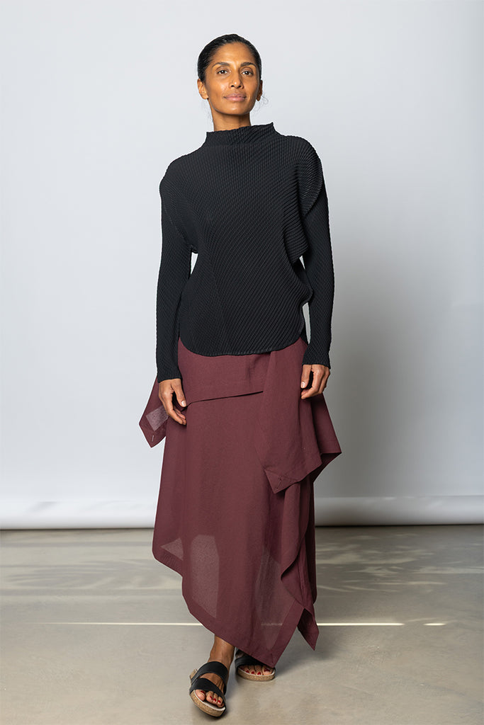 Misty Pleats Top - Black
