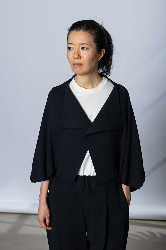 Issey Miyake Campagne Cape - Black at Poepke.com