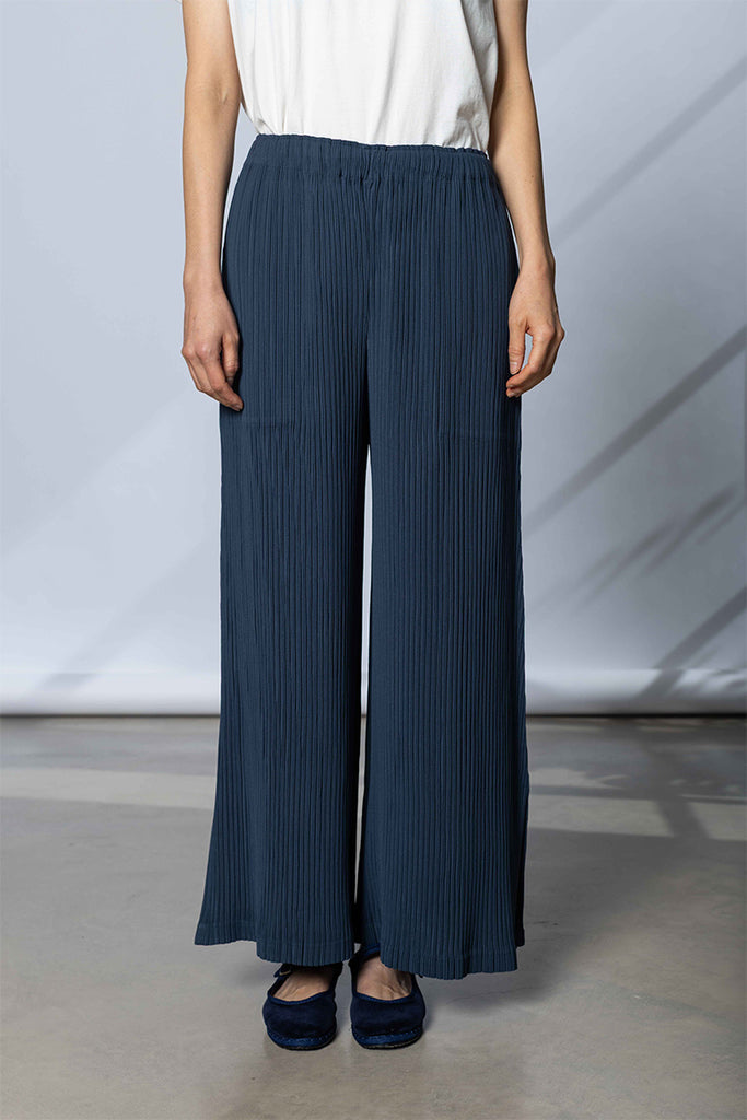 Issey Miyake Hatching Bottoms Pants - Dark Navy at Poepke.com