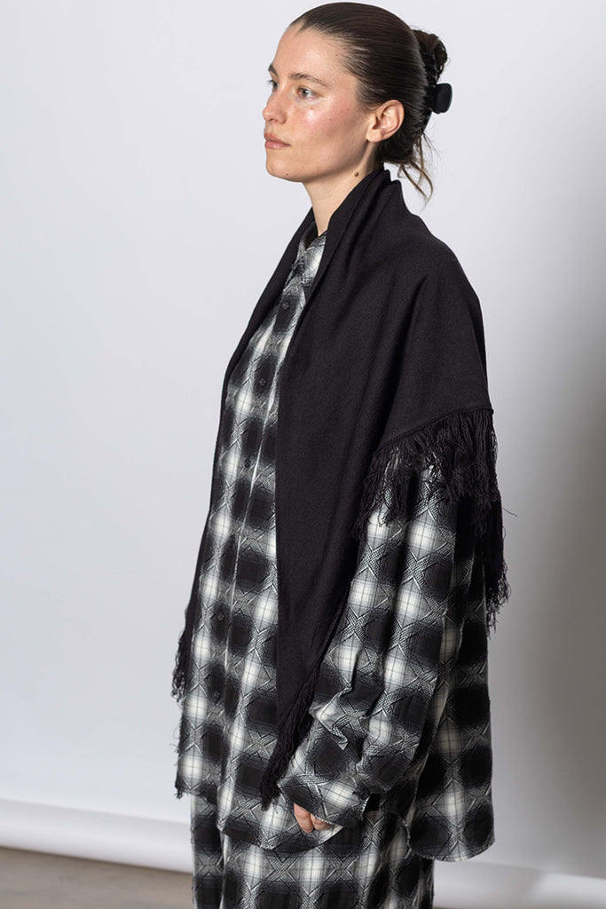 K Damaged Shawl - Black