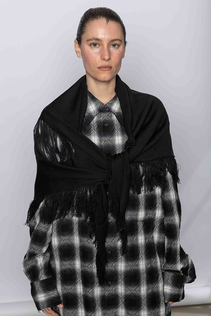 K Damaged Shawl - Black