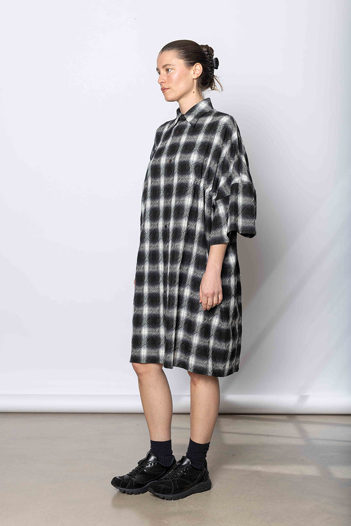 K Gathered Shirt Dress - Black/White