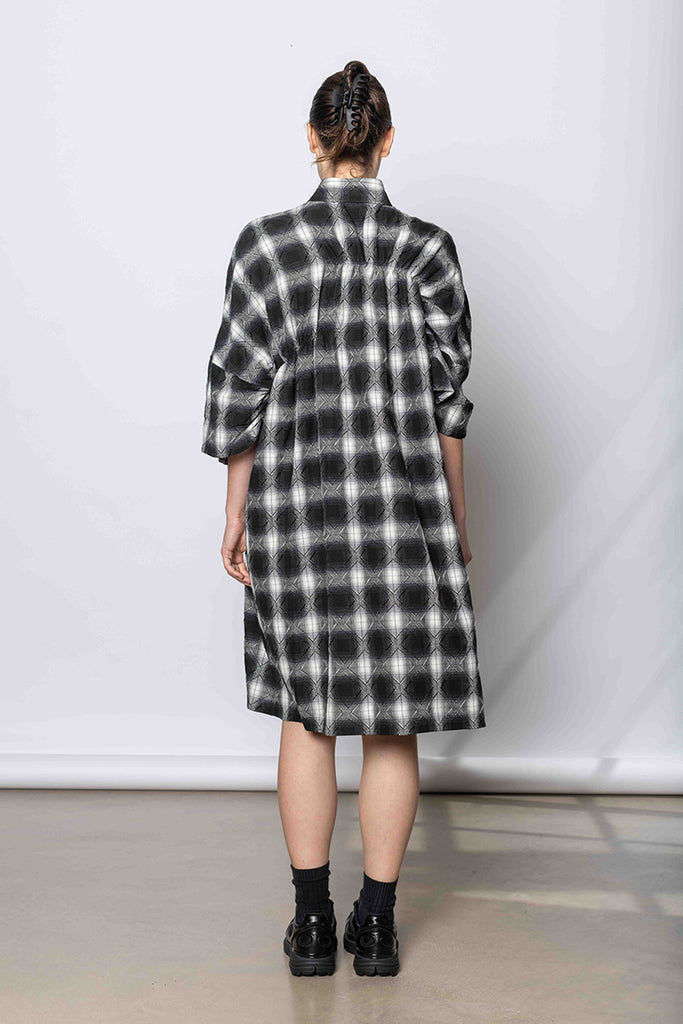 K Gathered Shirt Dress - Black/White