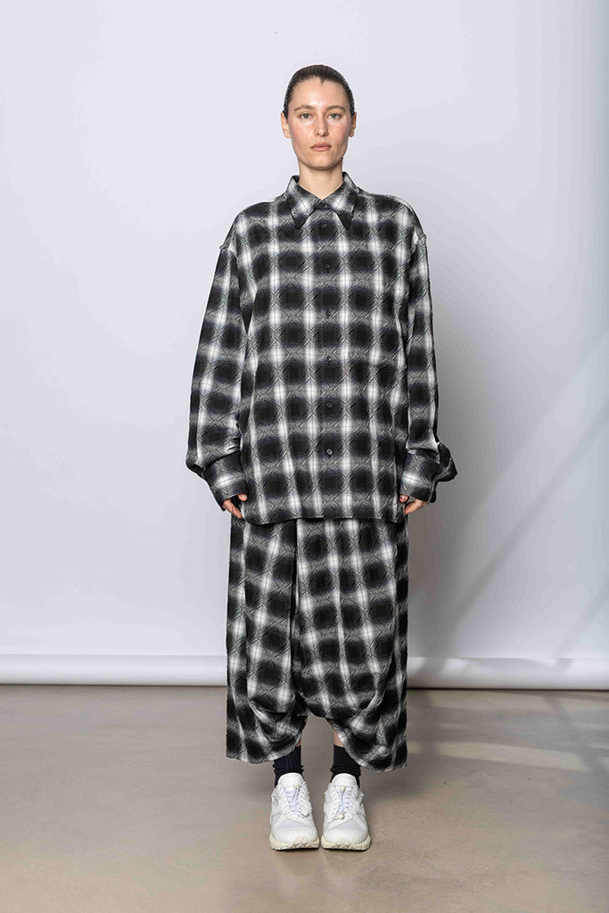 K Stand Collar Shirt - Black/White