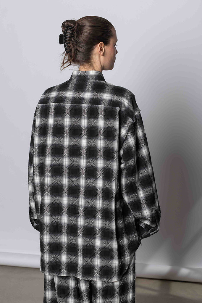 K Stand Collar Shirt - Black/White