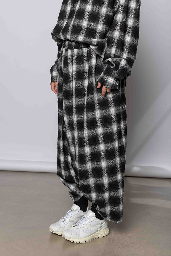 K Tuck Pants - Black/White