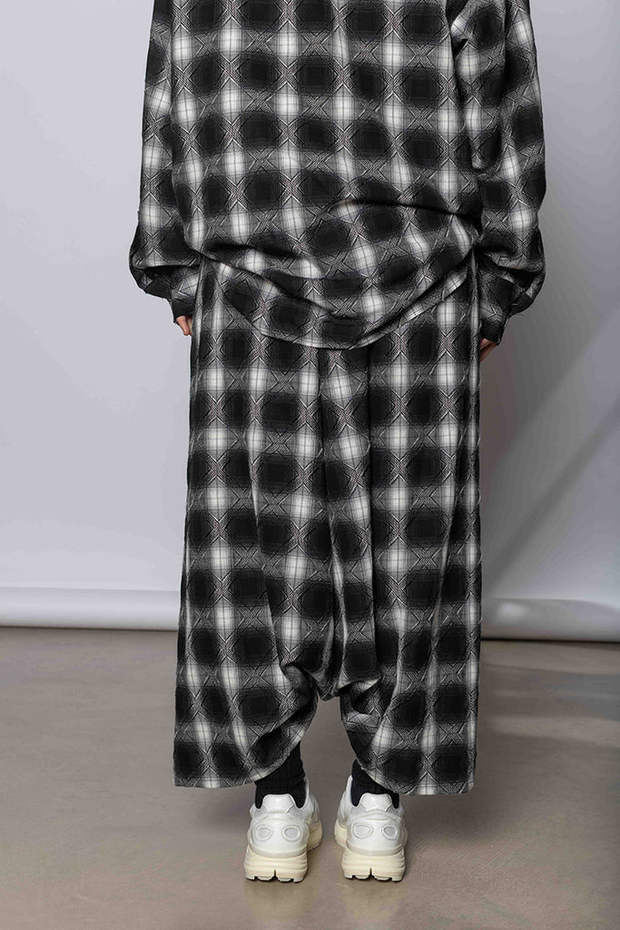 K Tuck Pants - Black/White