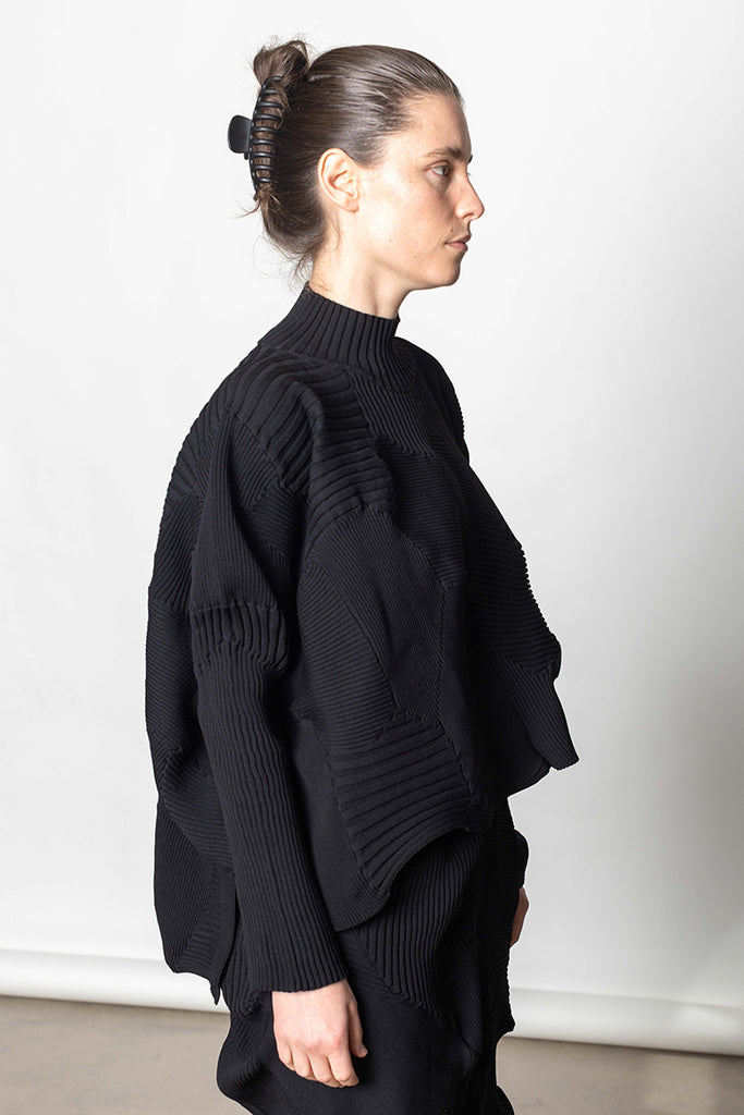 Kone Kone Pullover - Black