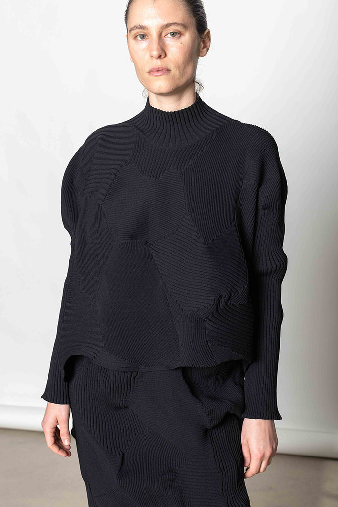 Kone Kone Pullover - Black