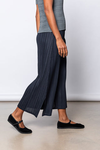 Mellow Pleats Pants - Blue Black