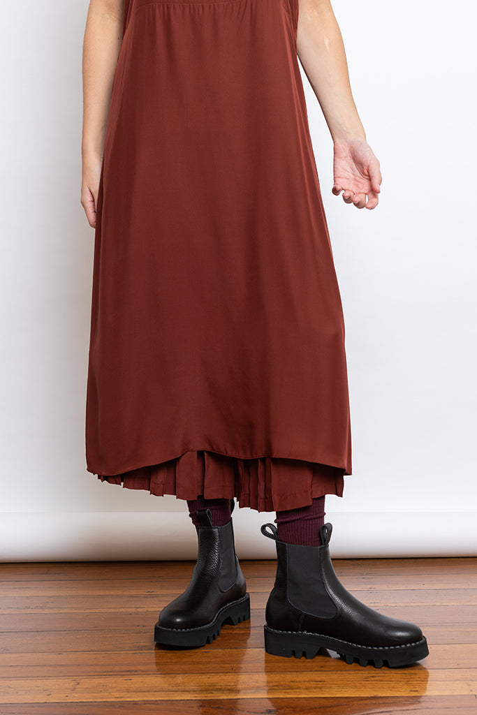 Organic Silk Pleated Skirt - Brick