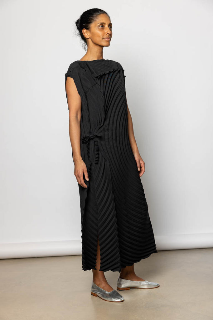 Paper Bag Pleats Dress - Black